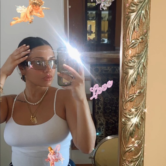 Jassy Isabel - Picture 4 of 5